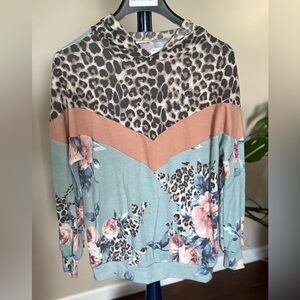 Lovely Melody Floral and Animal Print Women's Hooded Top, Size Small